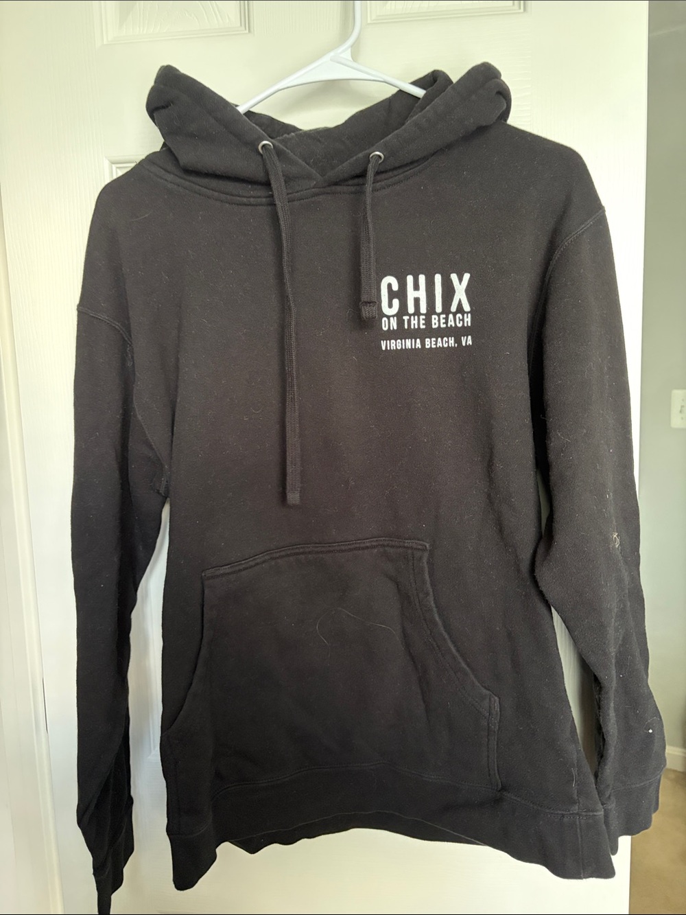 Black Pullover Hoodie - Women
